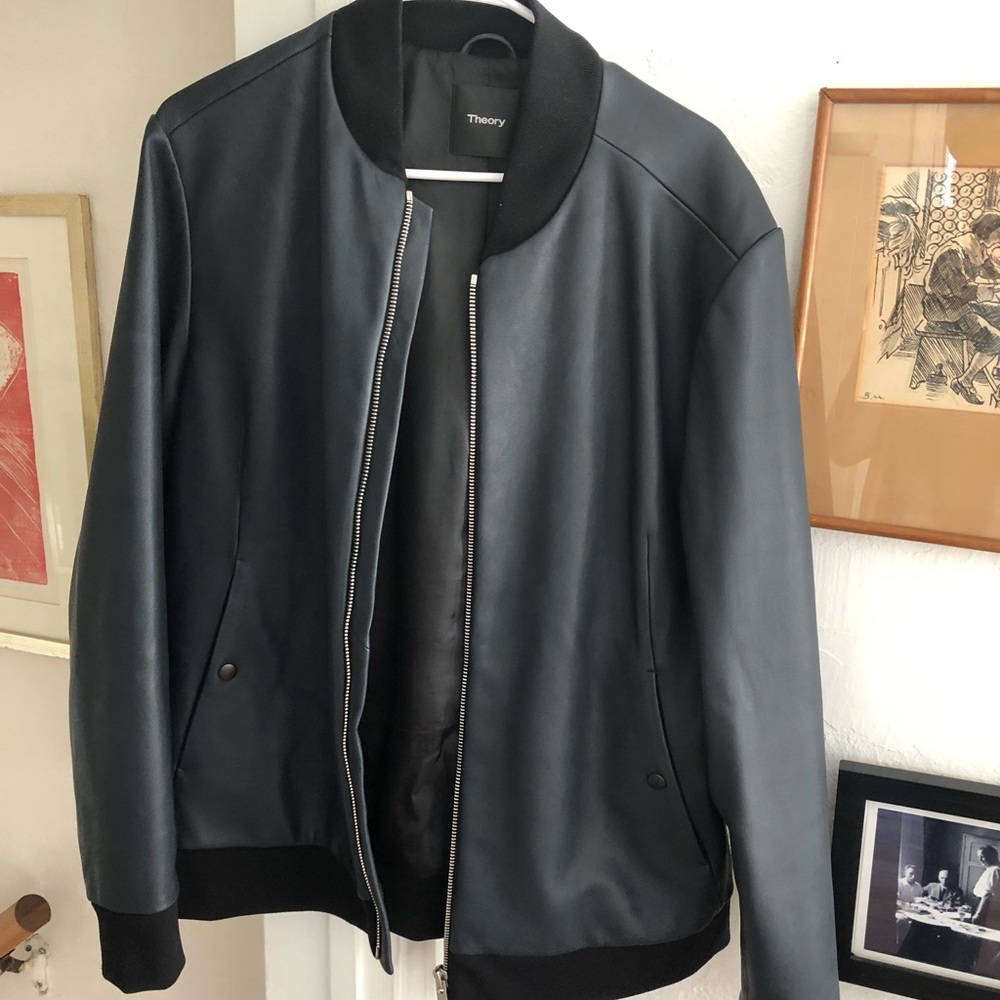 Theory bomber jacket for men.Blue leather.